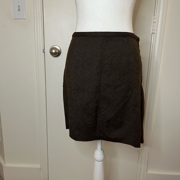 DVF Diane Von Furstenberg 100% wool Giatello asymmetrical skirt, size 2 - Picture 5 of 8